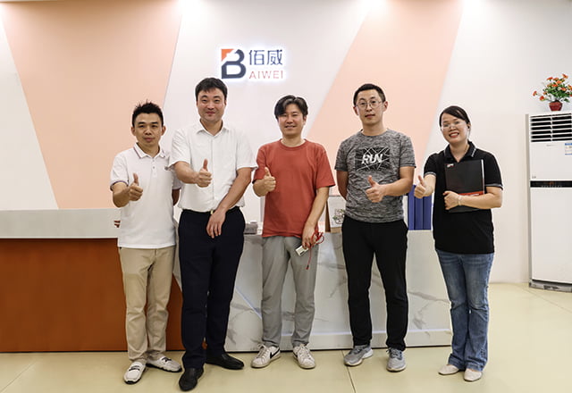 Global customers visiting Baiwei factory